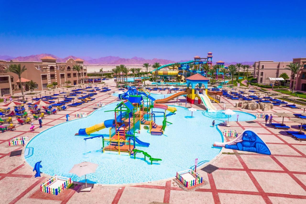 Charmillion Club Aquapark Hotel Sharm el-Sheikh Exterior photo Aqua Park at Hilton Sharm El Sheikh Resort