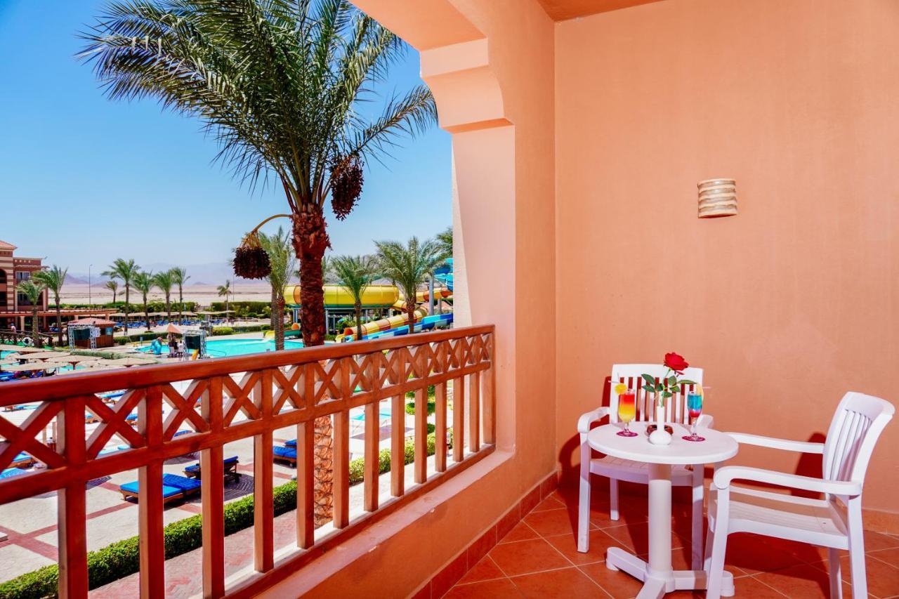 Charmillion Club Aquapark Hotel Sharm el-Sheikh Exterior photo A balcony