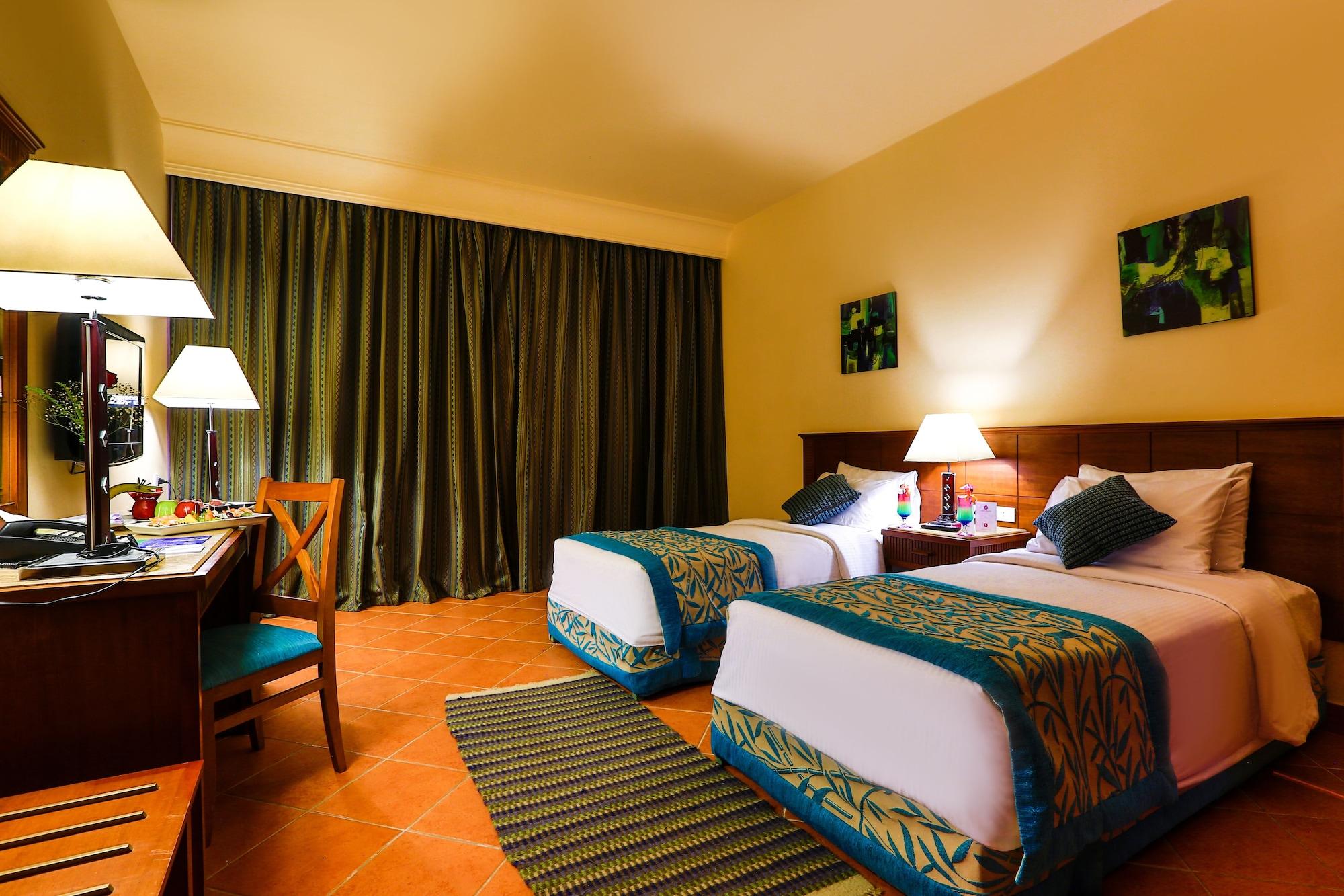 Charmillion Club Aquapark Hotel Sharm el-Sheikh Exterior photo A room at the hotel